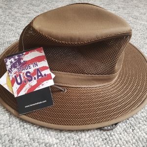 Henschel Aussie Breezer